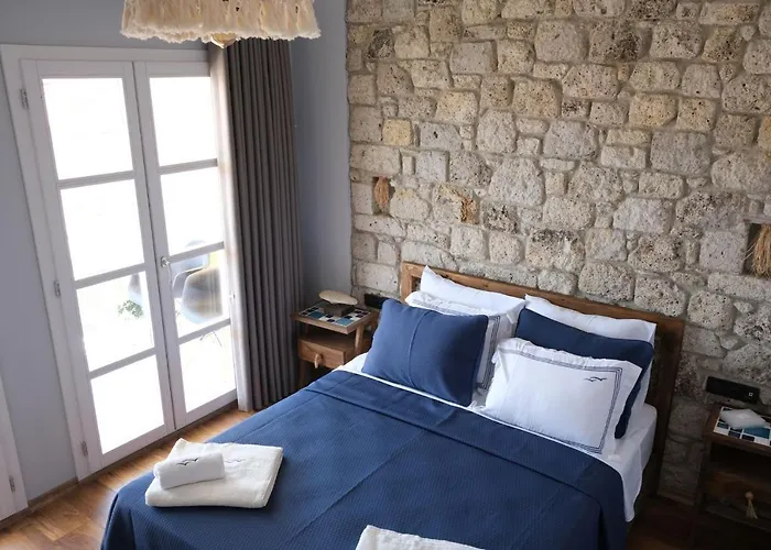 Adacan Alaçatı Hotel *