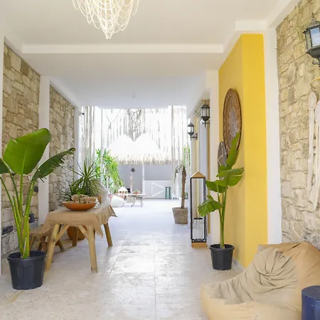 Otel Adacan Alaçatı *